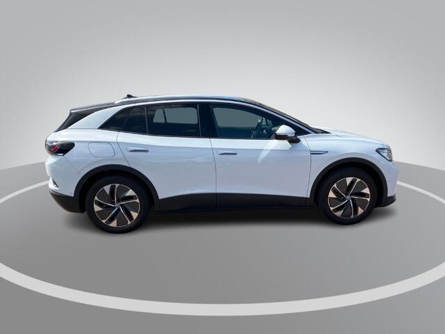 Volkswagen ID.4 Pure 52 kWh 170PK · SOH 92.3% · Panoramadak · Apple/Android Car Play · Camera + Parkeersensoren ·