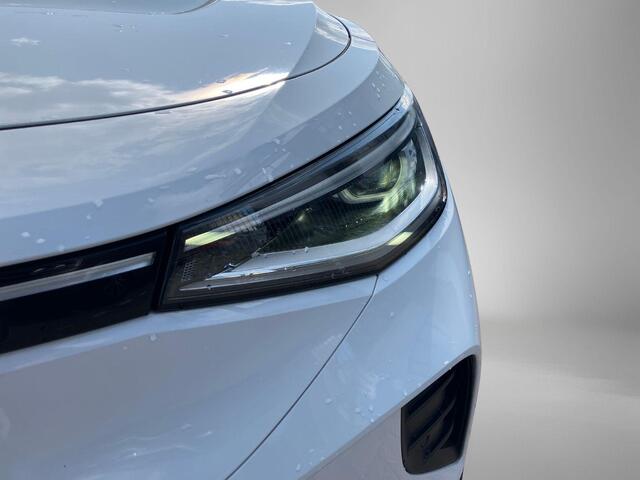 Volkswagen ID.4 Pure 52 kWh 170PK · SOH 92.3% · Panoramadak · Apple/Android Car Play · Camera + Parkeersensoren ·