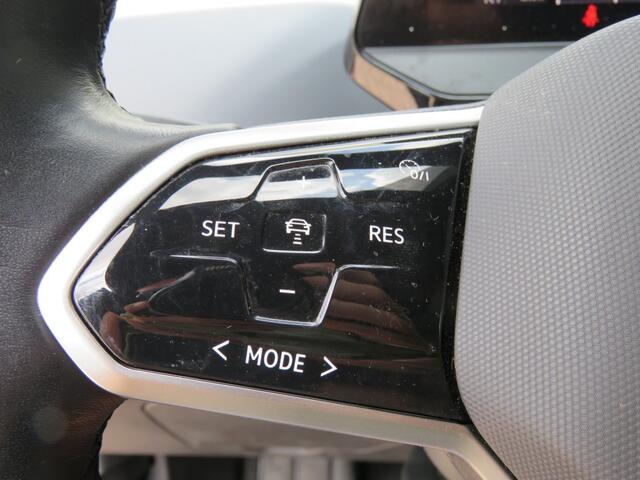 Volkswagen ID.4 LIFE PRO 77 KWH / Stoelverw. / Navi / Carplay / BOVAG garantie