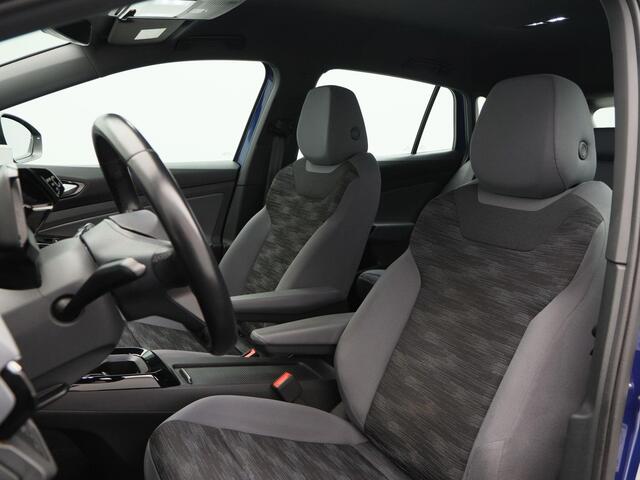 Volkswagen ID.4 Business 77 kWh 204 Pk | Stoel/Stuurverwarming | Adaptive Cruise | Matrix LED | Camera | CarPlay | 61.008 Km !!