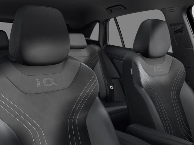 Volkswagen ID.4 Pro Limited Edition Plus 77 kWh accu 286 pk · Multimedia Pakket Plus · Trekhaak, elektrisch uitklapbaar ·