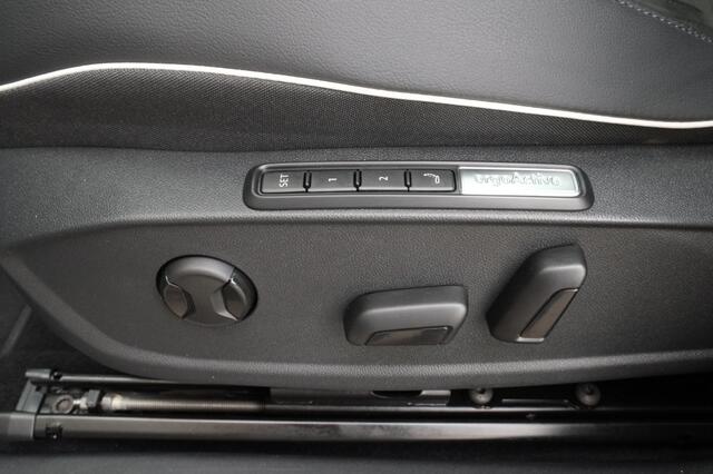Volkswagen ID.4 Pro 210 kW mit Infotainment-Paket