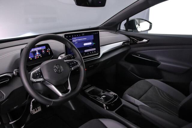 Volkswagen ID.4 Pro Limited Edition 286pk Automaat Trekhaak, Adaptive cruise control, Black Style, Achteruitrijcamera, LED koplampen, App connect, Stoelverwarming, Parkeersensoren