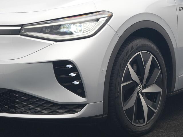 Volkswagen ID.4 GTX 4Motion 77 kWh 300pk Dealer O.H. | Trekhaak Af Fabriek | Panodak | Adaptive Cruise | Camera | IQ Light | Sportstoelen & Stuur Verwarmd | Keyless | Sfeerverlichting | Apple Carplay | Navigatie | DAB | 20"L.M |