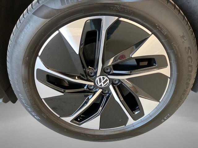 Volkswagen ID.4 Pro 128KW/174PK 77 kWh · SOH 95,6% · Camera · Warmtepomp · Apple/Android Car Play · Parkeer Sensoren · Fabrieksgarantie t/m 23-05-2027 of 100.000KM ·