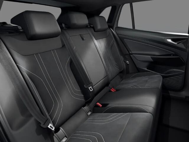 Volkswagen ID.4 Pro Limited Edition Plus 77 kWh accu 286 pk · Achteruitrijcamera · Draadloze telefoonlader · Trekhaak, elektrisch uitklapbaar ·