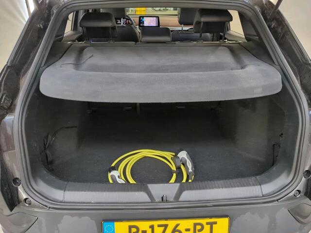 Volkswagen ID.4 PRO 77 KWH (97% SOH) I STOELVERWARMING I P-CAMERA I KEYLESS ENTRY I CARPLAY