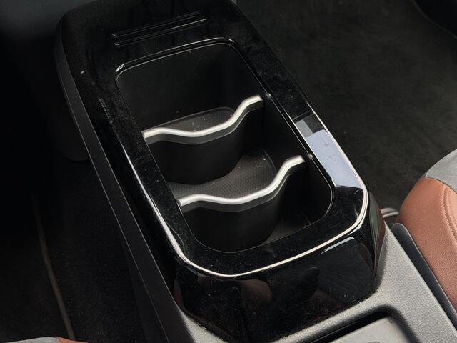 Volkswagen ID.4 First 77 kWh Trekhaak | Export | SOH 87.79% | Storing HV accu |