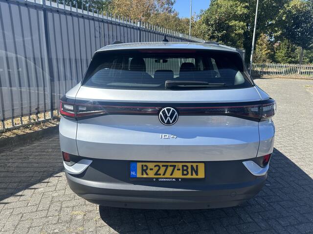 Volkswagen ID.4 Pro 77 kWh 204pk SOH 93% / Navigatie / Trekhaak