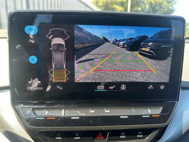 Volkswagen ID.4 Pro 77 kWh 204pk SOH 93% / Navigatie / Trekhaak