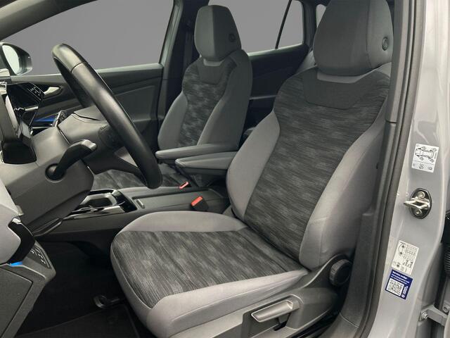 Volkswagen ID.4 Pure 148pk Automaat Adaptive cruise control, Parkeersensoren, App connect, Stoelverwarming, LED koplampen, Airco, DAB, Radio, Bluetooth, Stuurwiel verwarmd