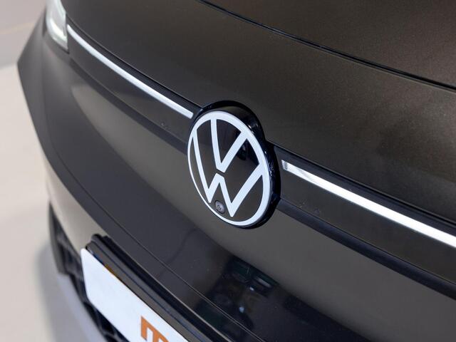 Volkswagen ID.4 Max 77 kWh 204pk / Panoramadak / Head up display / Memory / Achteruitrijcamera / Navigatie / Apple carplay /