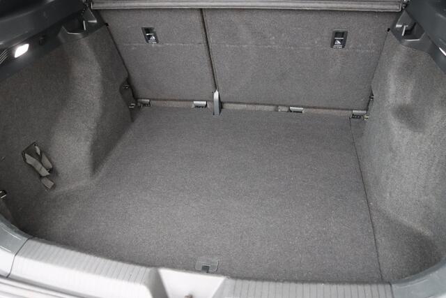 Volkswagen ID.4 Pro 77 kWh 4Motion 265pk | SOH 93% |