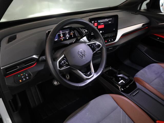 Volkswagen ID.4 Pro 77 kWh 204 pk | Navigatie | Warmtepomp | Trekhaak (wegklapbaar) | Parkeersensoren | Achteruitrijcamera |