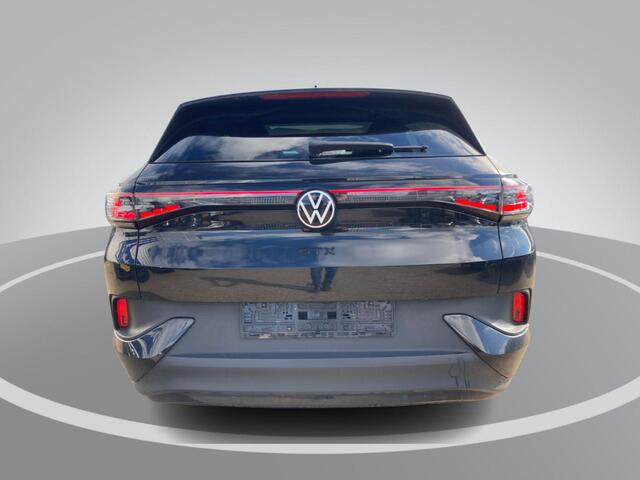 Volkswagen ID.4 GTX 4Motion 77 kWh / 300pk · Panoramadak · 360°Camera + Parkeersensoren · Massagefunctie