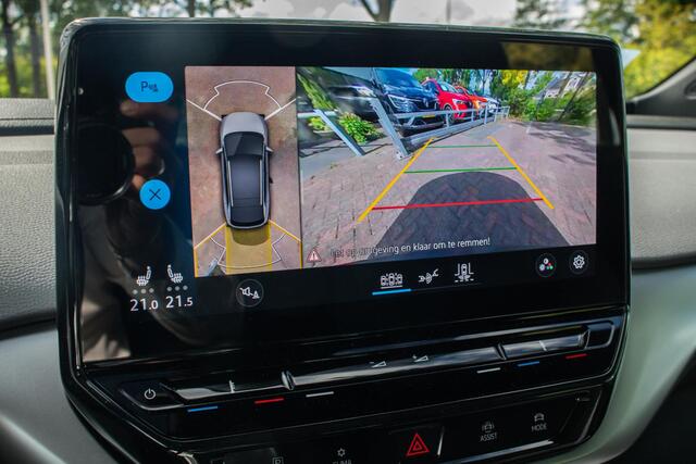 Volkswagen ID.4 Pro Business 77 kWh | Rijklaar | Stoelverwarming | Wegklapbare Trekhaak | Handsfree Achterklep