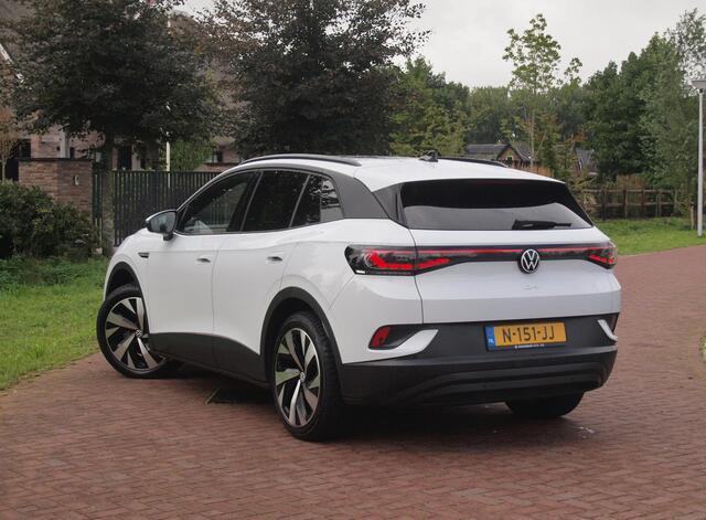 Volkswagen ID.4 Family 77 kWh | Panoramadak | Camera | Sfeerverlichting | ACC | IQ. Light | Warmtepomp |