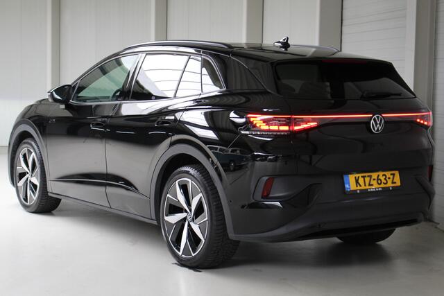 Volkswagen ID.4 GTX 300PK 4Motion Navigatie | Panoramadak | H.U.D | Keyless | El. Stoelverstelling | 93% SoH