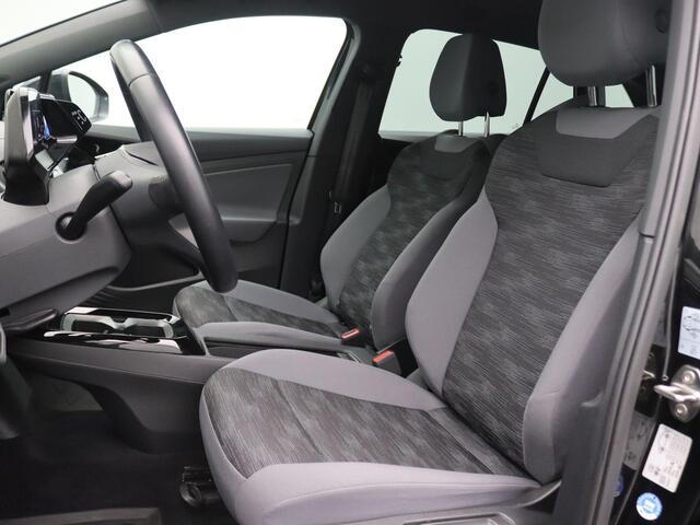 Volkswagen ID.4 Pure 52 kWh 170 PK DSG 19'' Velgen, Keyless, Verwarmbare voorruit, Koplampverlichting LED, Stoel & Stuurverwarming, Adaptive Cruise Control, Stoel & Stuurverwarming,