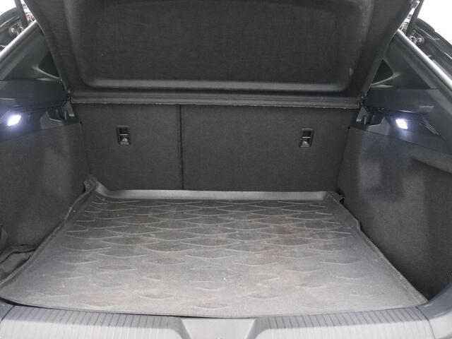 Volkswagen ID.4 Pure 52 kWh 170PK Aut. SOH 89,91%, Matrix LED-Verlichting, Achteruitrijcamera, Adaptieve Cruise Control, 19", Stoel-stuurverwarming, Alarm, Keyless