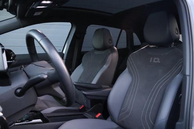 Volkswagen ID.4 Pro 77 kWh Pano/IQ.Light Matrix /360/HUD/DCC/Keyless/Stoelverw./Dodehoek/Wegkl. trekhaak/SOH 96,62%/19"