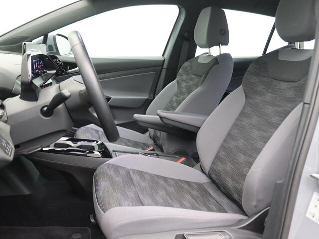 Volkswagen ID.4 Pro Business 77 kWh 204PK Aut. SOH 96,95%, Warmtepomp, 360gr. Camera, Side Assist, 19" LM velgen, Stoel-Stuurverwarming, Navi
