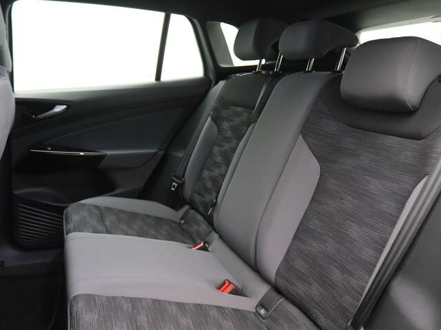 Volkswagen ID.4 Pro Business 77 kWh 204PK Aut. SOH 96,95%, Warmtepomp, 360gr. Camera, Side Assist, 19" LM velgen, Stoel-Stuurverwarming, Navi