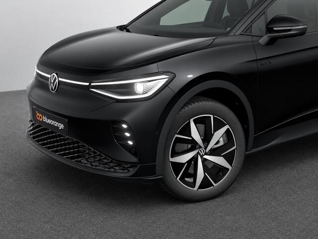Volkswagen ID.4 GTX 4Motion 77 kWh 299PK Aut. SOH 92,6%, Panoramadak, Trekhaak, 360gr. Camera, Keyless, Navi, 20" LM Velgen, Side Assist, Elektr. Achterklep