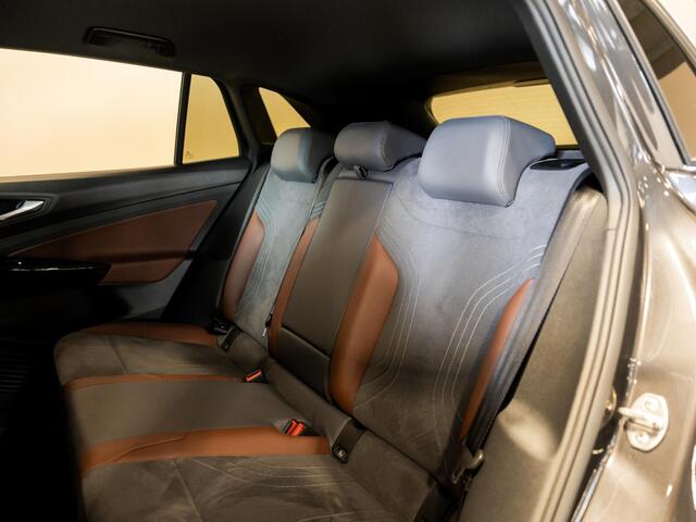 Volkswagen ID.4 Life 77 kWh SOH 90% / 204pk / NAP / Achteruitrij camera / Voorruit verwarming / Stoelverwarming /