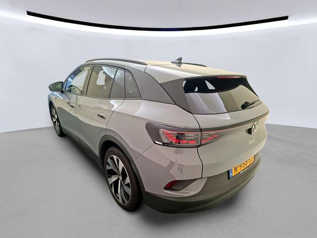 Volkswagen ID.4 Family 77 kWh / SOH 91%/ AUTOMAAT/ 204 PK/ WARMTEPOMP/ PANO/ PARK.SENSOR.V+A/ CAMERA/ STUUR+STOELVERWARM./ ACC/ APP-CONNECT/ KEYLESS/ DIGITAL DASH/ NAVI/ DAB/ CLIMA/ LED/ 20'' LMV