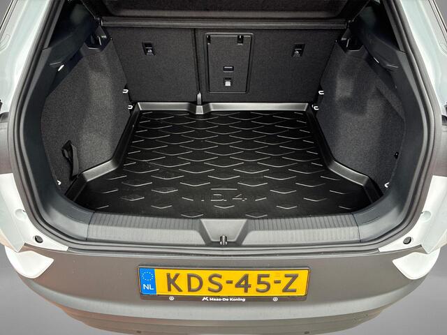 Volkswagen ID.4 Limited Edition 52 kWh accu 170 PK · Achteruitrijcamera · Draadloze telefoonverbinding ·