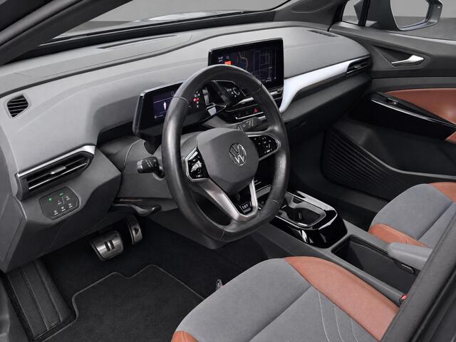 Volkswagen ID.4 First 77 kWh / 204pk · SOH 90,6%· Trekhaak · Apple Carplay/Android Auto · Stoelverwarming · Camera + Parkeersensoren ·