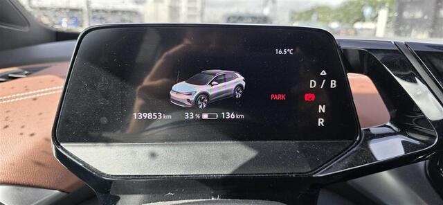 Volkswagen ID.4 Business 77 kWh / SOH 89%/ AUTOMAAT/ 204 PK/ CRUISE/ PARK.SENSOREN V+A/ CAMERA/ STOELVERWARMING/ KEYLESS/ DIGITAL DASH/ NAVI/ CLIMA/ LED/ 19'' LMV