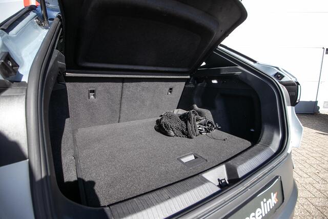 Volkswagen ID.4 Pro Perform. 77 kWh 150 kW Pro mit Navi - SOH 95% | Nav | Ad. cruise | Winterpack | Wegkl. trekh | Warmtepomp