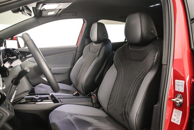 Volkswagen ID.5 Pro Advantage 174pk Automaat Adaptive cruise control, Achteruitrijcamera, LED matrix koplampen, Navigatie, Stoelverwarming, Verwarmde voorruit, Parkeersensoren