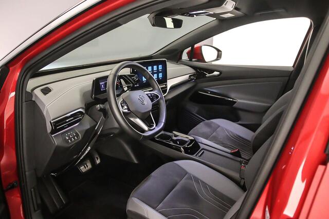 Volkswagen ID.5 Pro Advantage 174pk Automaat Adaptive cruise control, Achteruitrijcamera, LED matrix koplampen, Navigatie, Stoelverwarming, Verwarmde voorruit, Parkeersensoren