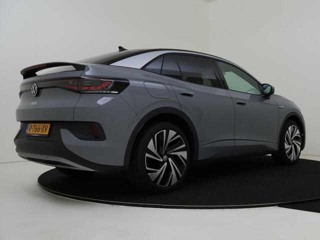 Volkswagen ID.5 Pro 77 kWh | Panoramadak | Luxe bekleding | LED matrix verlichting | Navigatie | Stoelverwarming | Parkeersensoren |