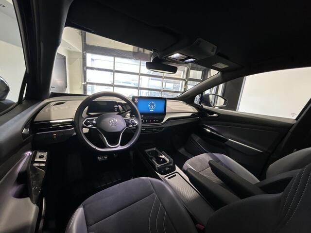Volkswagen ID.5 Pro Advantage 77 kWh Zwart dak | Camera | 19 inch "Hamar" | LED SoH (batterijcheck) 99.22 % score!