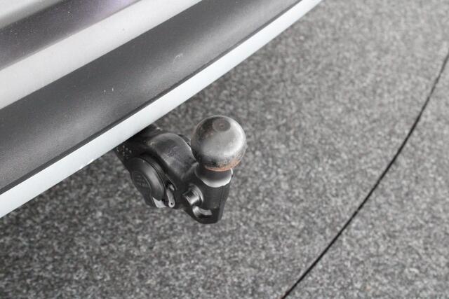 Volkswagen ID.5 GTX 300pk 77 kWh Trekhaak Camera Matrix Head-up Keyless DCC Navigatie ACC