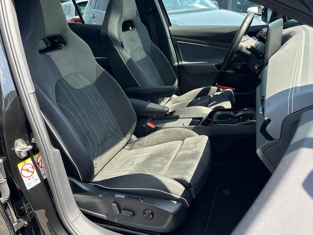 Volkswagen ID.5 Pro Advantage 77 kWh 204pk Panoramadak Top Sport interieur