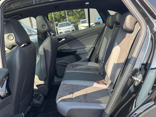 Volkswagen ID.5 pro 77kWh 150kW Pro Performance MEMORY SEAT | ELEK. TREKHAAK | CAMERA | PANO