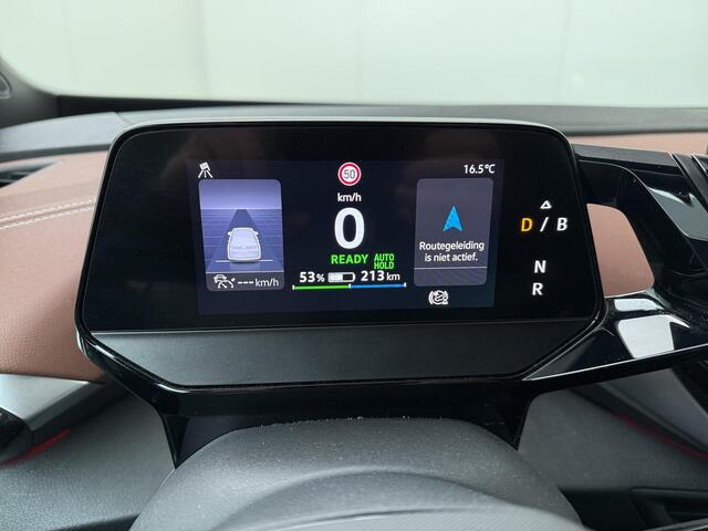 Volkswagen ID.5 Pro 77 kWh | 204 PK | SoH 92% | Adaptive cruise control | Voorstoelen verwarmd | 20" LM velgen | Navigatiesysteem | Keyless |