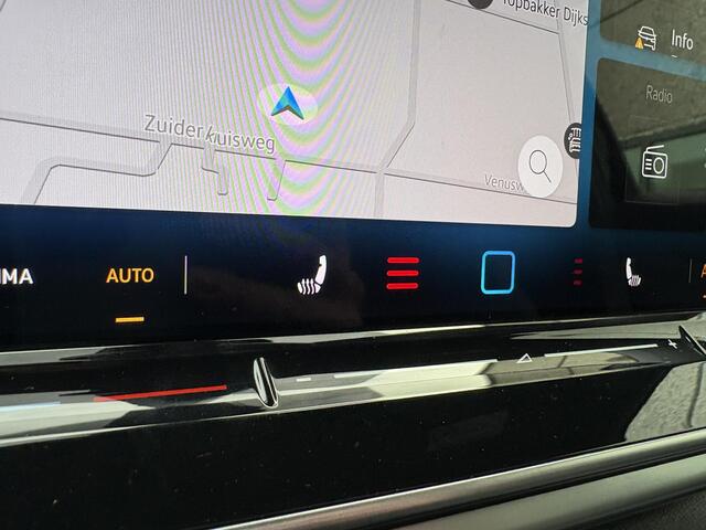 Volkswagen ID.5 Pro Business 77 kWh | Stoelverwarming | Camera | Elektrische achterklep | Adaptive cruise control