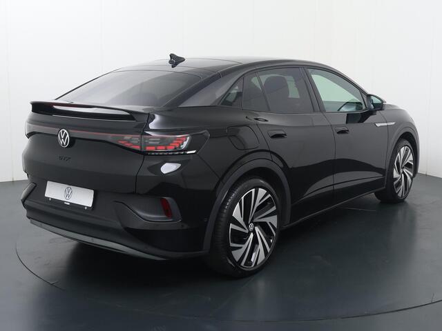 Volkswagen ID.5 GTX 77 kWh | 299 PK | SoH 89% | Trekhaak wegklapbaar | Panoramadak | Warmtepomp | Head-up display | 21" LM velgen | Sportonderstel|