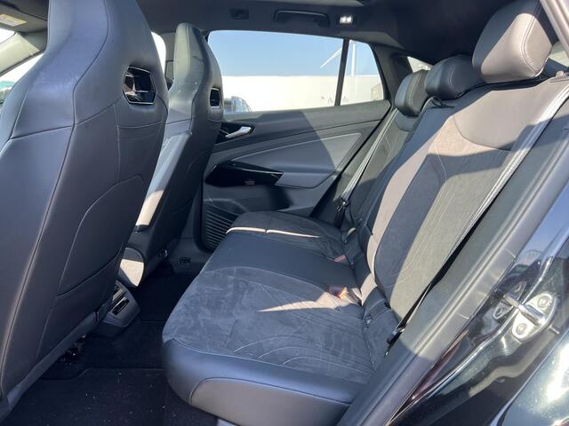 Volkswagen ID.5 Pro 77 kWh | Pano| IQ-Light | Trekhaak | Head-up |