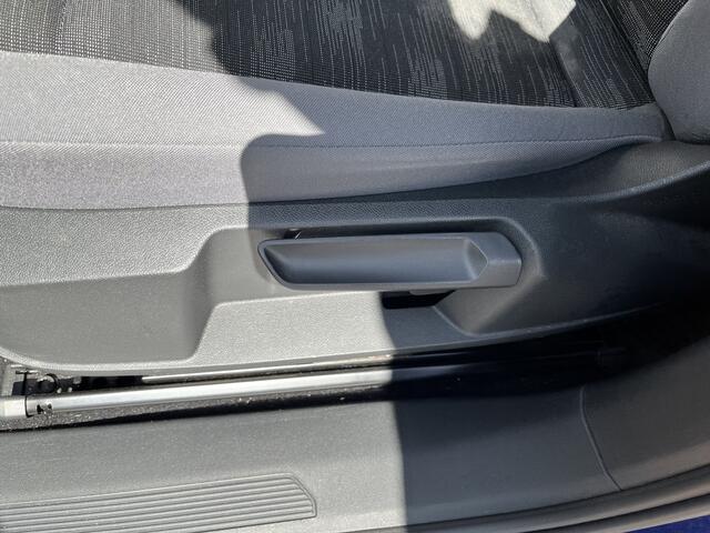 Volkswagen ID.5 Pro 77 kWh / 95% SOH/ CAMERA/ PARK. SENSOREN/ STOELVERWARM./ APP CONNECT/ KEYLESS/ ADAPT. CRUISE/ NAVI/ CLIMA/ DAB/ 20" LMV