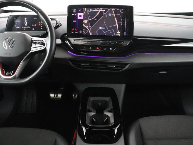 Volkswagen ID.5 GTX 77 kWh | SOH 90,1% | Half leder | Stuur/stoelverwarming | Carplay | Sfeerverlichting | Adaptive cruise | Climate control | Camera | Park assist |