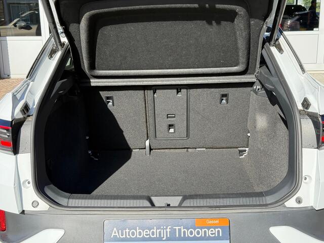 Volkswagen ID.5 Pro Business 77 kWh | trekhaak | 20" | 360º camera