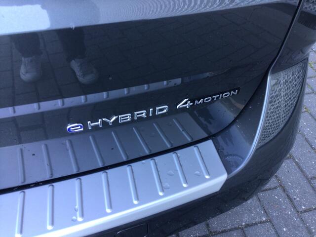 Volkswagen MULTIVAN 1.5 eHybrid L2 Bulli Edition 4Motion