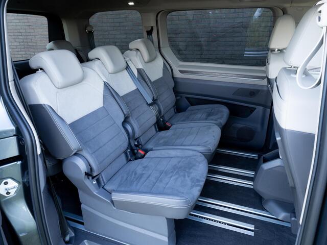 Volkswagen MULTIVAN Energetic 1.4 eHybrid 218 PK DSG L1H1 7-Persoons | LED Matrix IQ | Panoramadak | DCC | Elektrische Schuifdeuren | Head-Up |